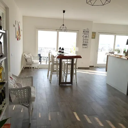 B&B Stella Maggiore 3*